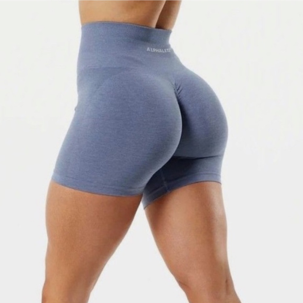 Alphalete Amplify Shorts French Blue